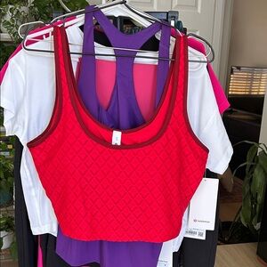 NWT Lululemon Textured Mesh Tank. Size XL. B/C Cup